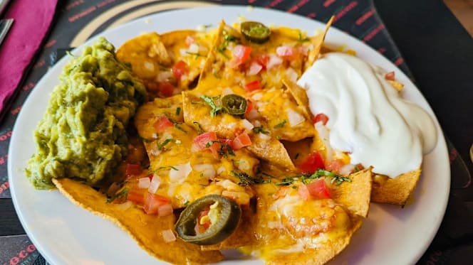 Taco Locoo Restaurant and Cocktail Bar - 3