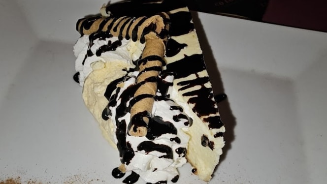 Taco Locoo Restaurant and Cocktail Bar - 9