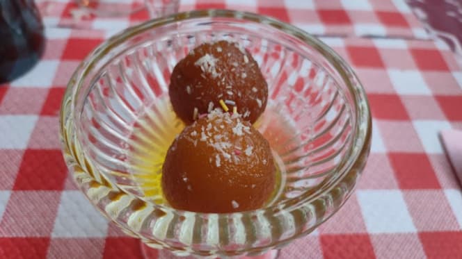 Himalayan yak and yeti restaurant - 8