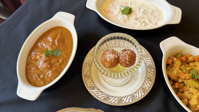 Himalayan yak and yeti restaurant - 3