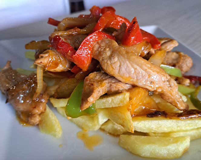 Eli's  Restaurante - 3