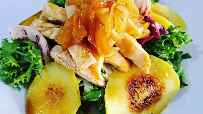 Eli's  Restaurante - 9