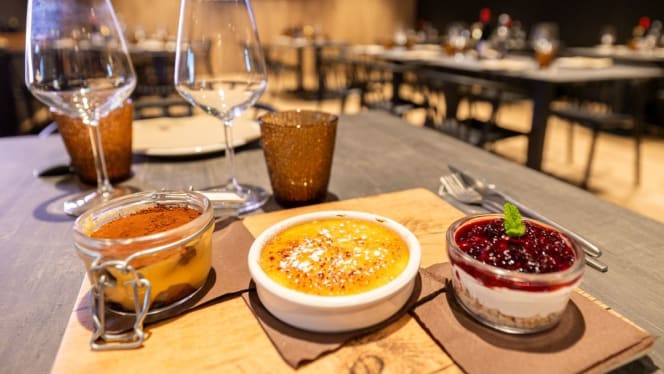 Kosmos Arena Virtuale | Hamburgeria - Steakhouse - 4