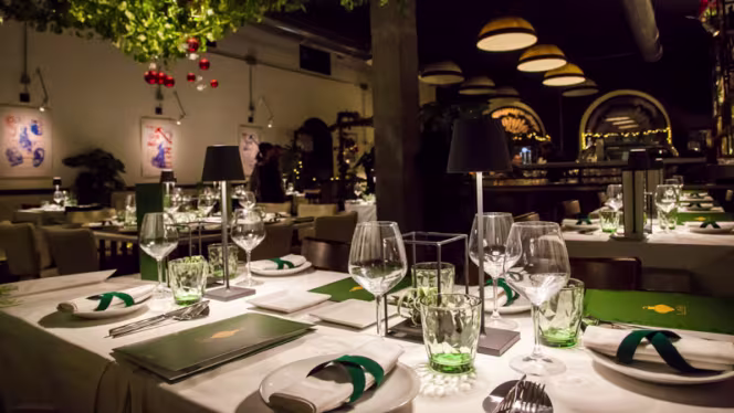 LAB RESTAURANT & DRINK - 0