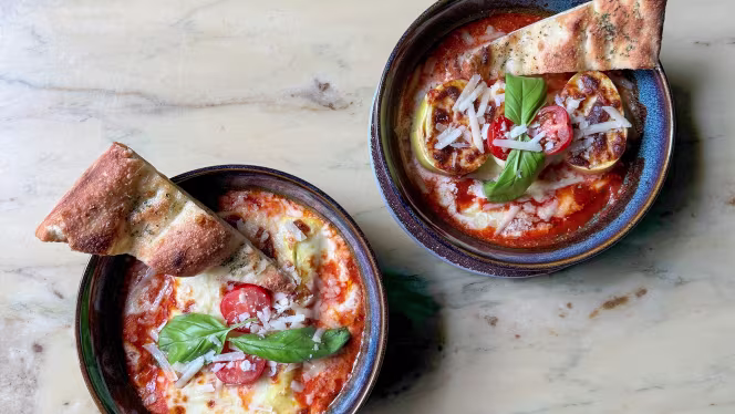 Vår Pizza Barkarby - 1