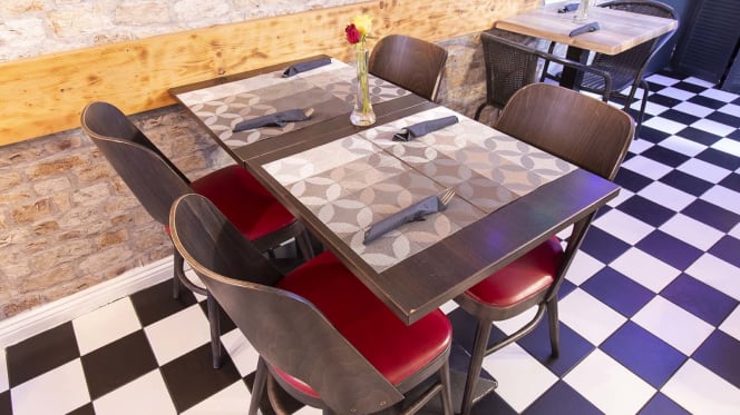 History Pizzeria - 3