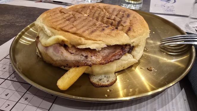 Seperò Bar & Grill - 9