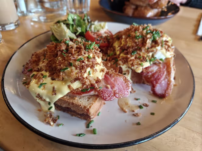 Brass Onion Bistro - 3