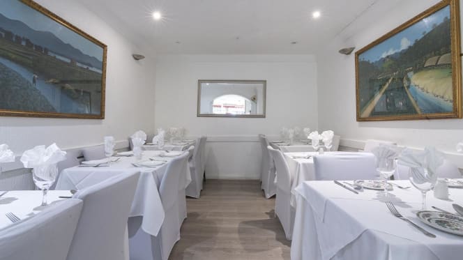 Camden Tandoori Restaurant - 4