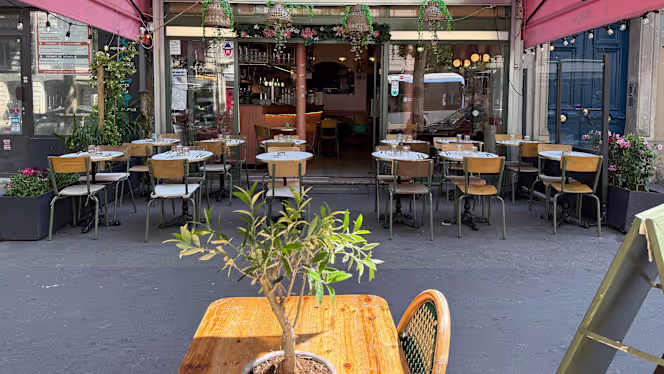 Le Mademoiselle - Restaurant - Paris