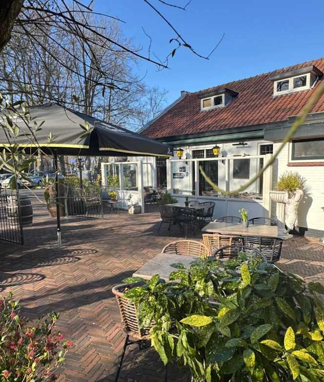 Eterij en Drinkerij Eigenwijs Wassenaar - 8