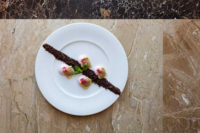 Exoticus Restaurant - 4