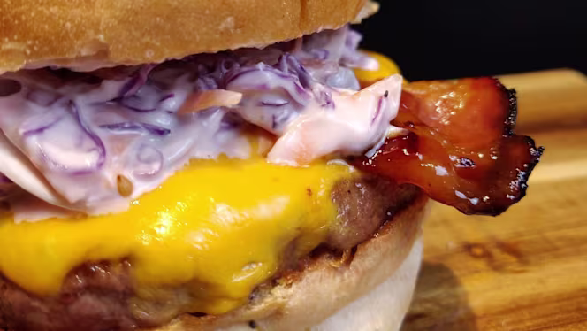 VERVE  Steakhouse & Burger - 2