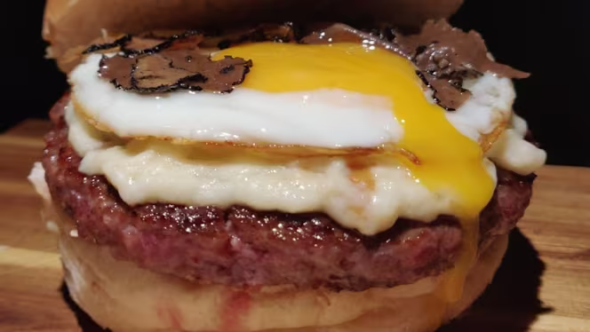 VERVE  Steakhouse & Burger - 1