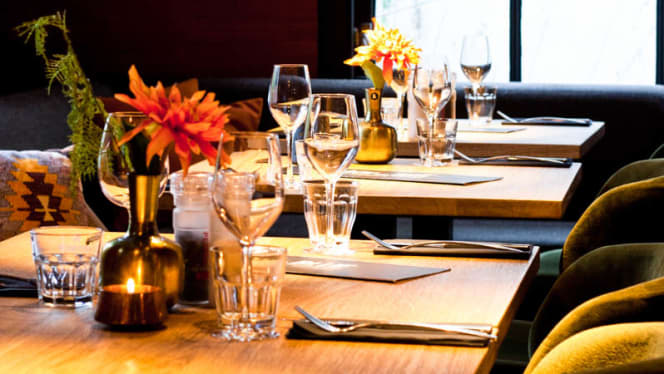 Black and Blue - Amsterdam - 6