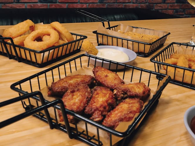 Lisbon Burger House & Pizza - 8