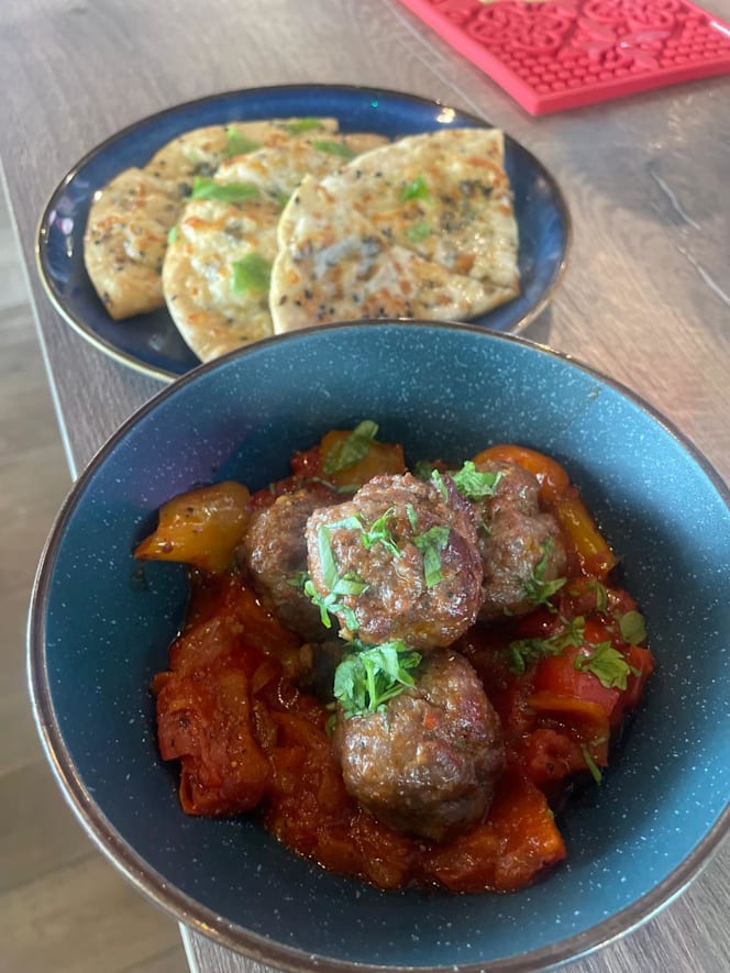 Raleside Brewhouse and Darts Bar - 3