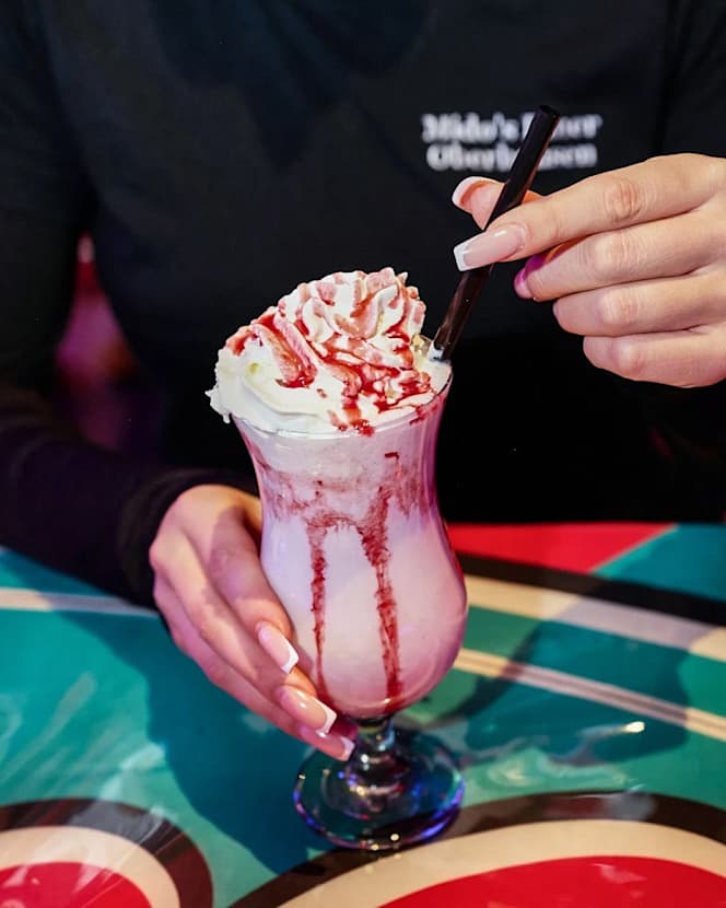 Midos´s American Diner - 0
