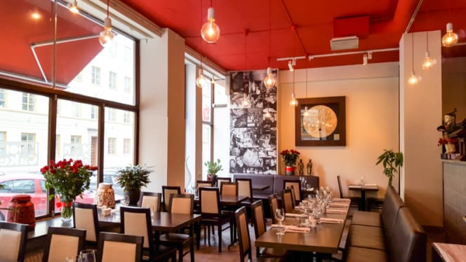 MoonCake Restaurang - 0