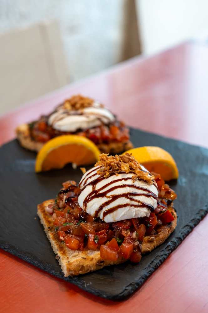 Eating Bear - Taberna Lusitana | Winery Restaurant - Lisboa - 3