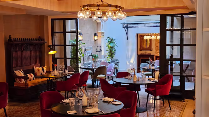 El Patio de Gloria - 0