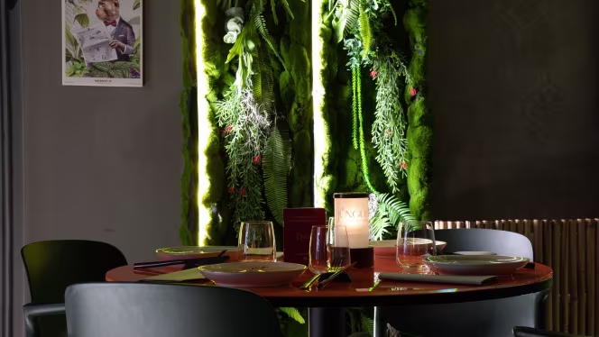 The Jungle Sushi & Tapas Bar - 6