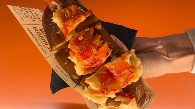 Mason's famous lobster roll ( VIA TORINO ) - 4