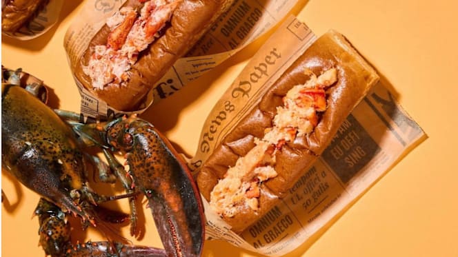 Mason's famous lobster roll ( VIA TORINO ) - 2