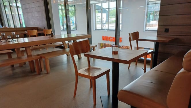 Istanbul Grill and More - Place de la Sallaz - 8