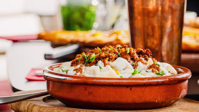 Istanbul Grill and More - Place de la Sallaz - 1