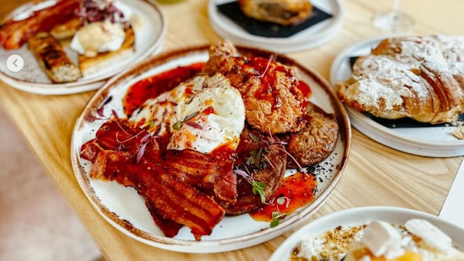 Brother Marcus Canary Wharf - 3