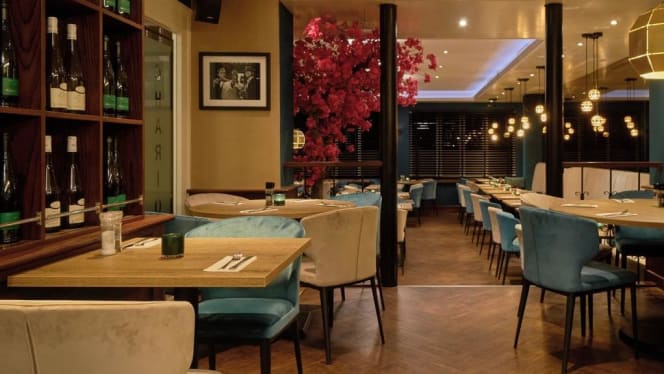 Centennial (Hotel Chariot) - 5