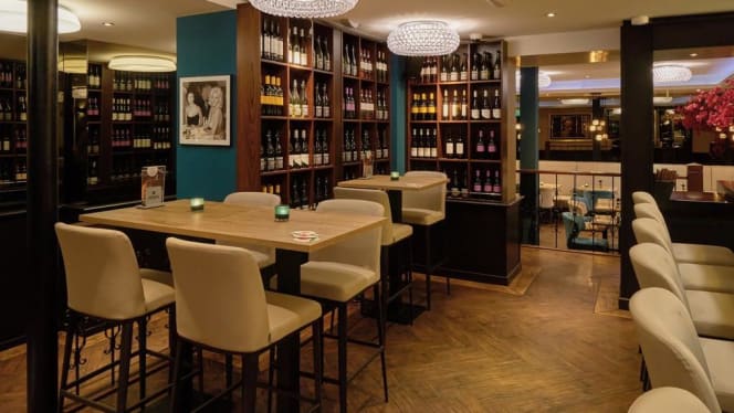 Centennial (Hotel Chariot) - 6