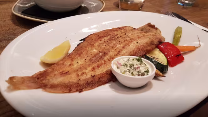 Centennial (Hotel Chariot) - 1