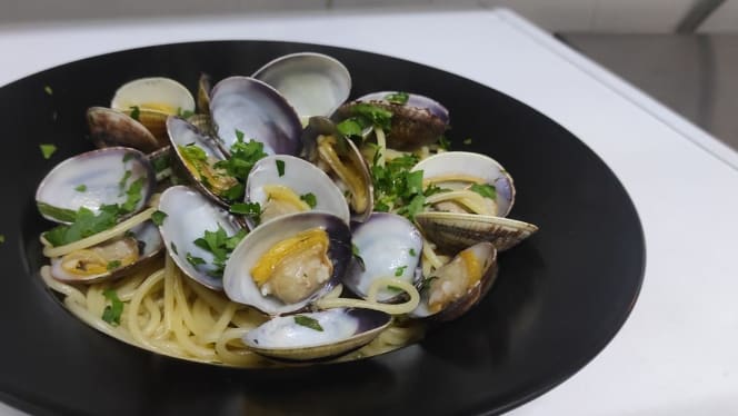 Graziano Pizza Food - 6