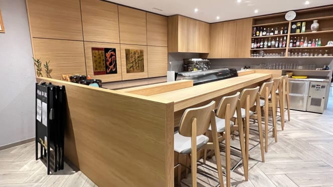 Kirin Sushi Restaurant - 8