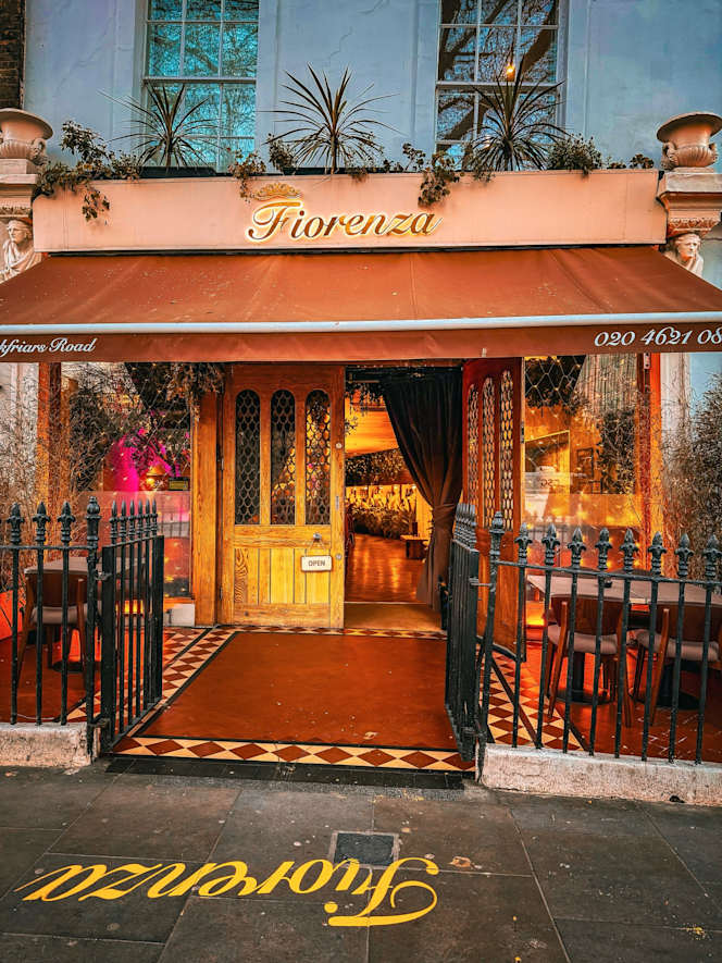 Fiorenza Restaurant & Cocktail Bar - 4