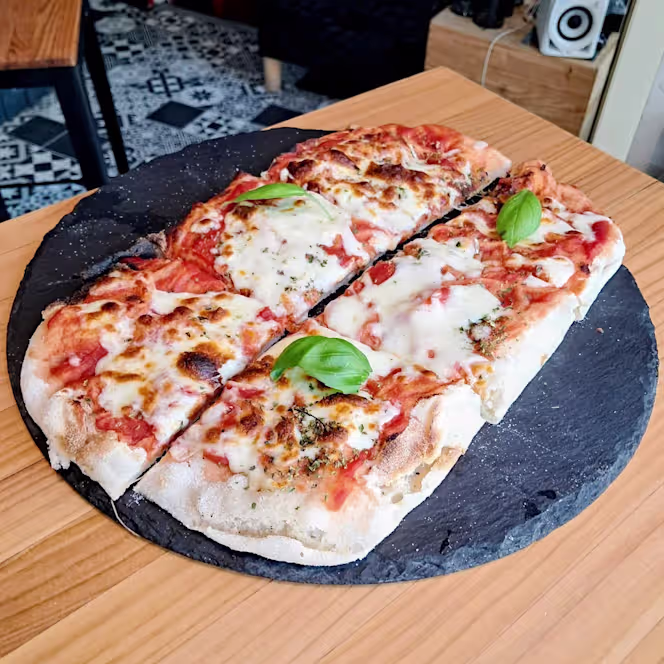 Nordic Bar & Pizza - 5