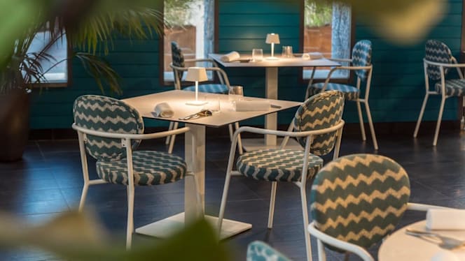 Mirage Beach Club & Restaurant - 4