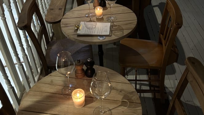 St George Wine Bar - 8