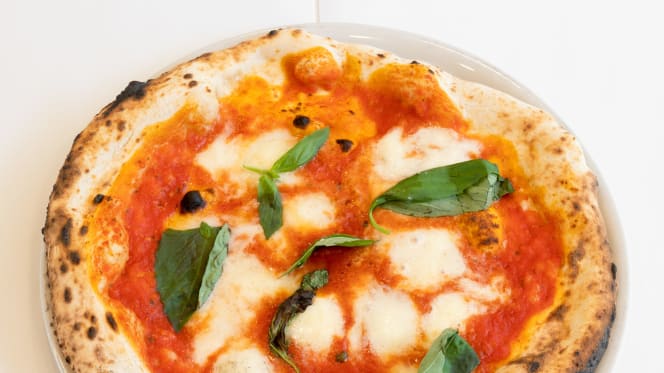 Sportsbar Italian Food - Horta - 1