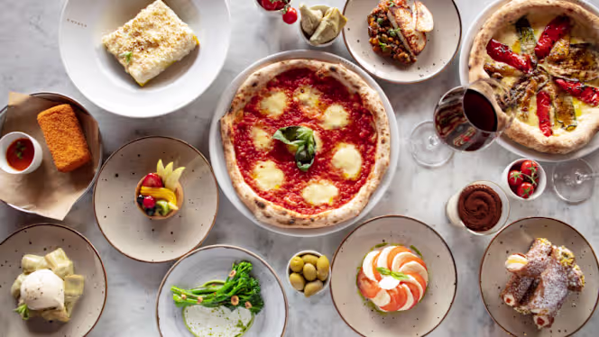 Eatalia Restaurant And Bar - 0