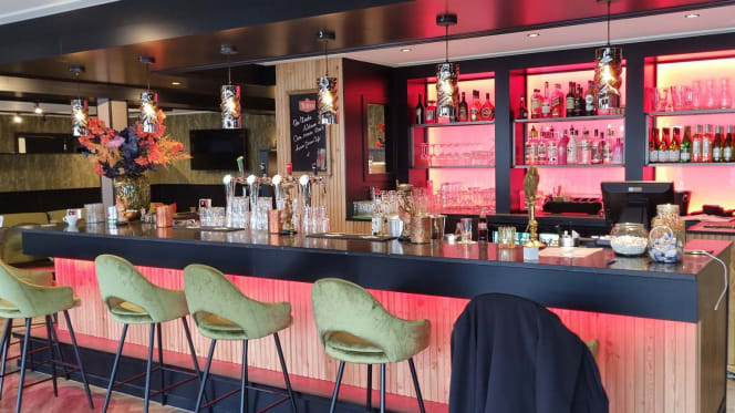 Grand cafe @ the park - 9