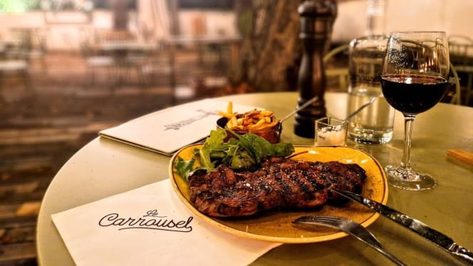 Le Carrousel - 2