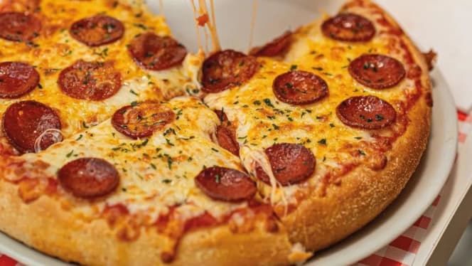 Chicago's Pizza Factory - 6