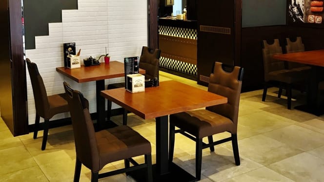 Hello World Restaurant - 7