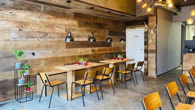 The Burger House - 2