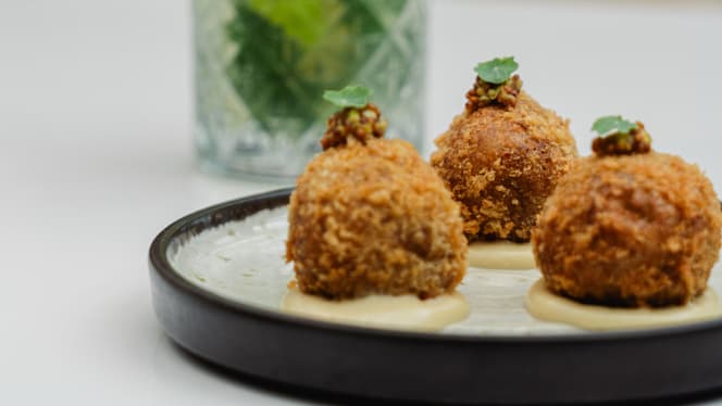 The Kitchen & The Living Room - 6