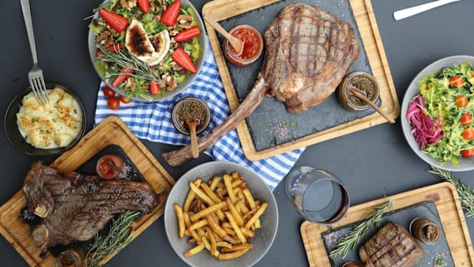 La Parrillada Grill Steak House - 7