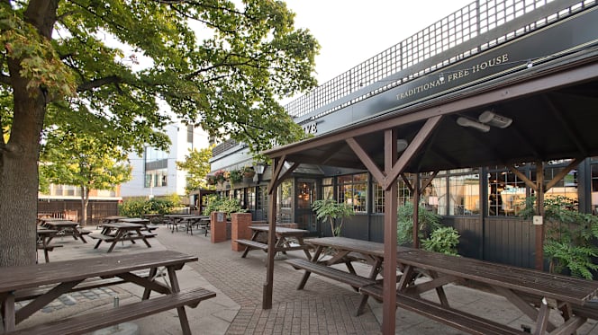 The Beehive Basildon - Basildon - 0